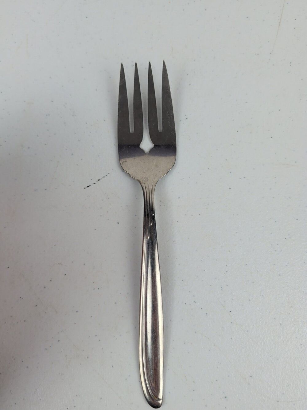 Oneida Stainless Steel SAND DUNE (Glossy) Serving Fork 8.25 Inch